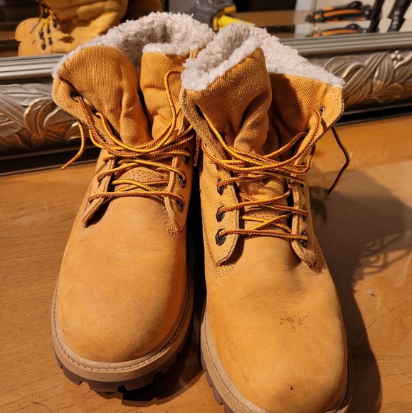 Timberland sherpa flip top boots - Picture 3 of 15